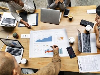 Sunshine Coast business lawyers sitting down and helping with business