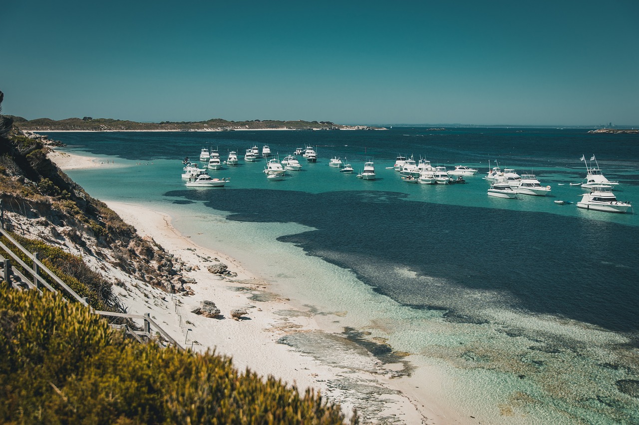 Applying for a Work and Holiday Visa in Australia - Sunshine Coast Lawyers
