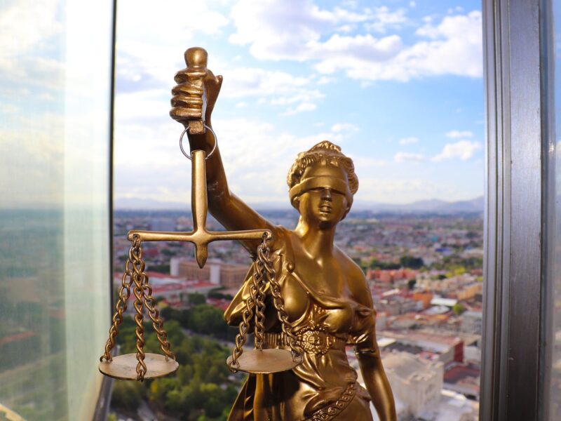 Defending a Case in Court – 4 Things to Consider from a Sunshine Coast Lawyer